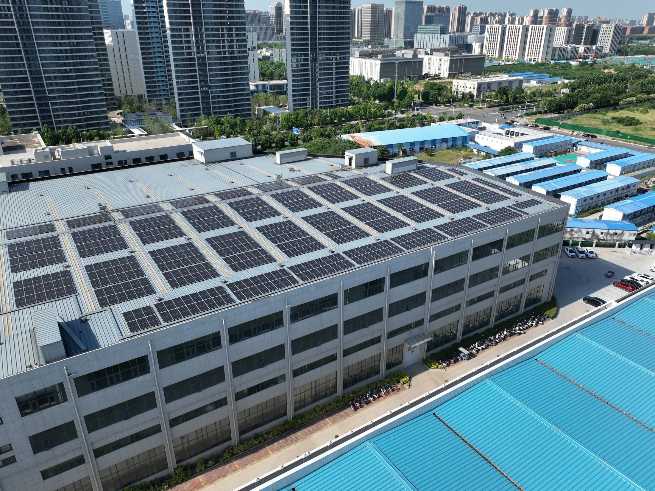 Rongkai Solar team and technical personnel preparing solar or storage equipment on-site.