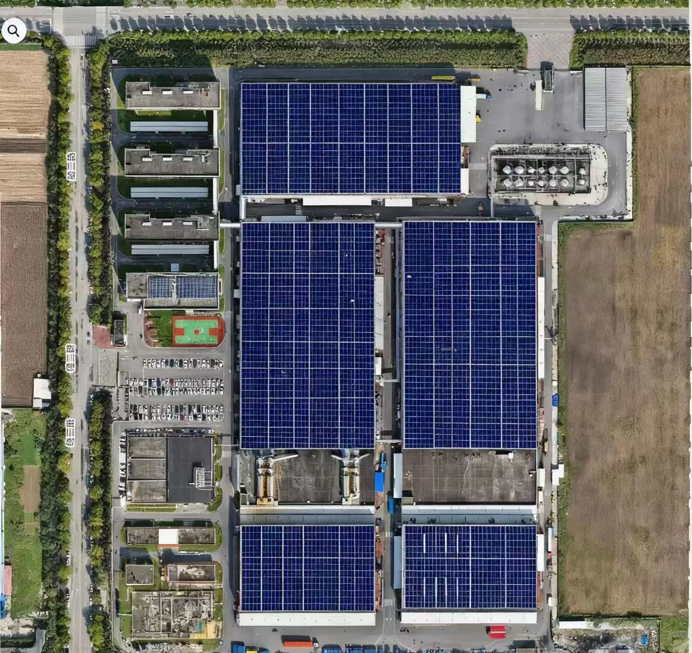 Rongkai Solar project scene featuring installation or inspection workflow for PV and storage systems.