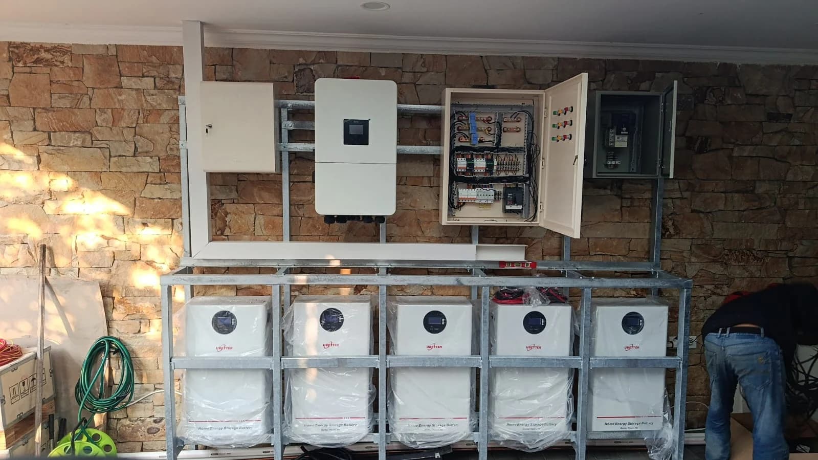 Home Battery Storage Planning in Indonesia customer case visual