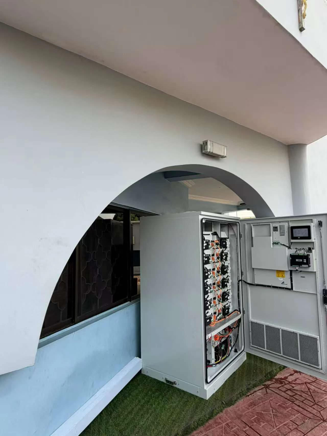 30 kW / 60 kWh Commercial Storage for Indonesia and Nigeria application visual 3