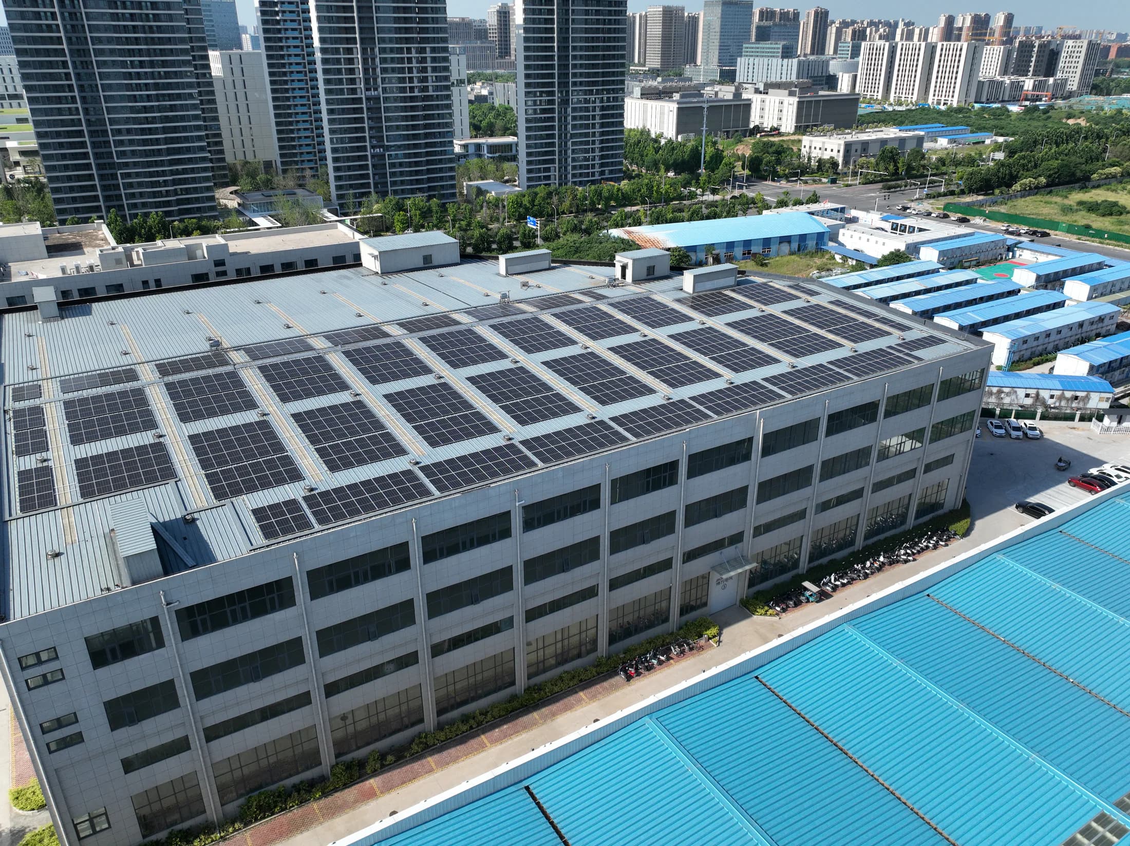 Rongkai Solar technology deployment and installation scene at a production facility.